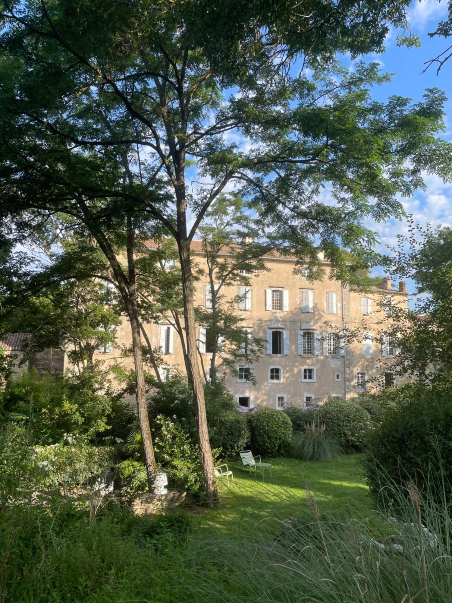 Hotel La Manufacture Royale Montolieu Exterior foto